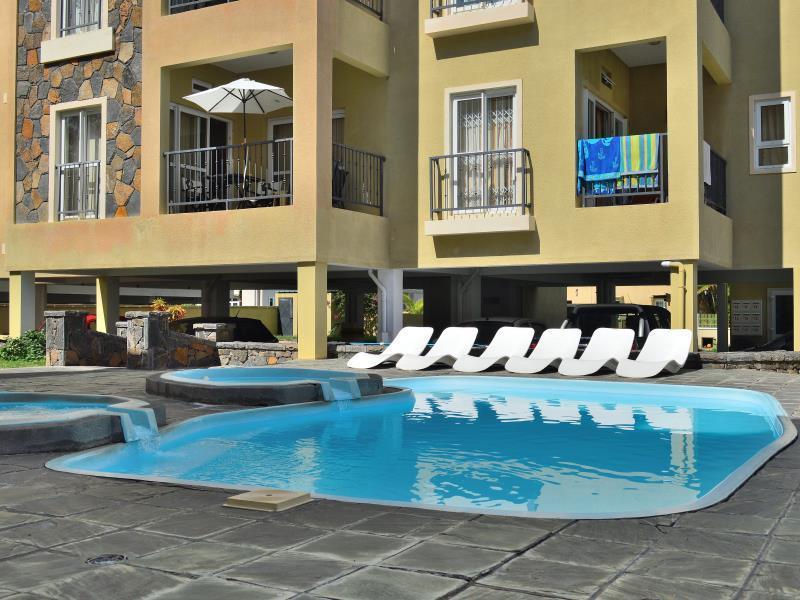 Paradya Beach Apartments Flic-en-Flacq Esterno foto